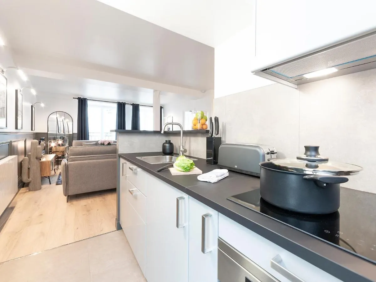 Livinparis - Luxury 4 Bedrooms Le Marais I Paris