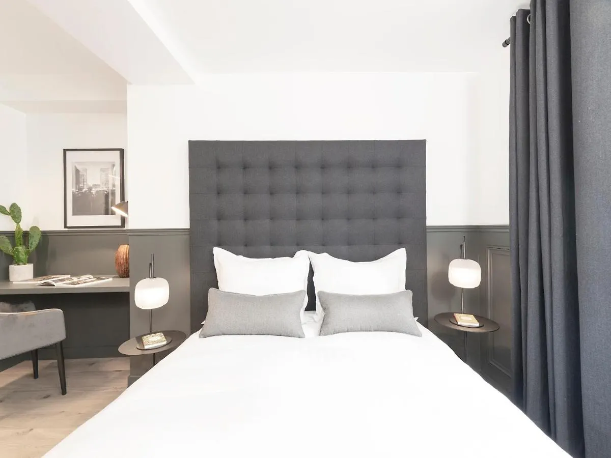 Daire Livinparis - Luxury 4 Bedrooms Le Marais I *