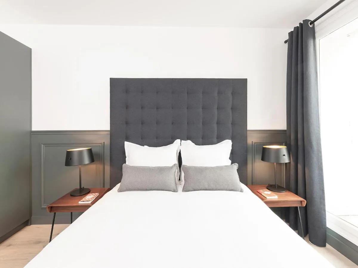 Livinparis - Luxury 4 Bedrooms Le Marais I Apartment Paris